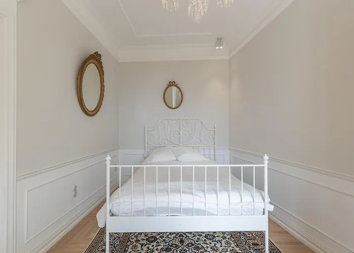 Simonetta Lägenhet *