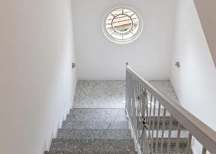 Lägenhet Simonetta Bee